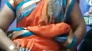 Malayali aunty showing yoni – Solo nude MMS