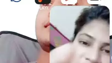 Video call nude show of sexy Indian girlfriend MMS