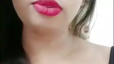 Tango girl Sweety Queen shows soft boobs with long nipples