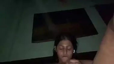 Nude girlfriend fingering video update with dildoing