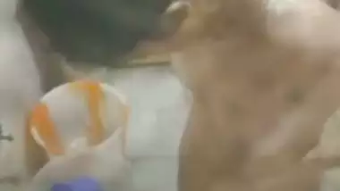 Beautiful desi girl bathing hidden spy porn