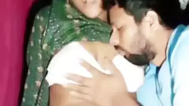 Desi wife smooch and romantic fucking with lover