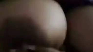 Desi maal shows boobs on video call to boyfriend